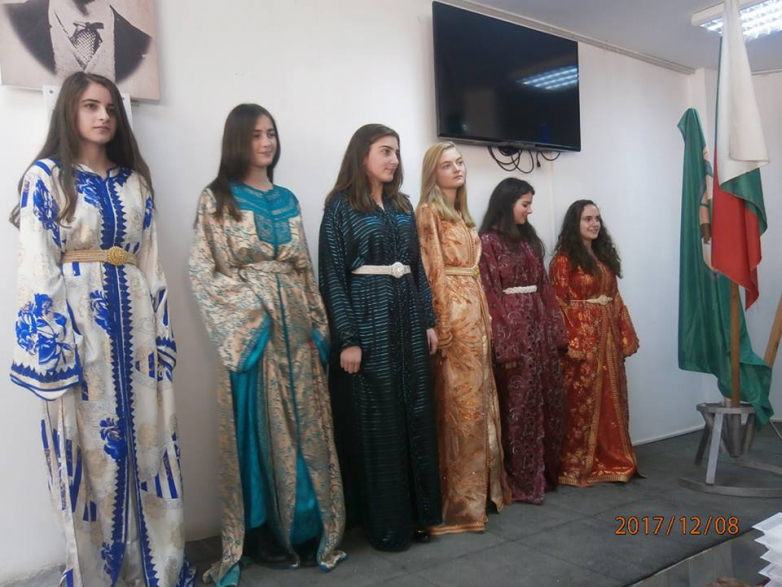 Родопските носии и черги – досущ като в Мароко!